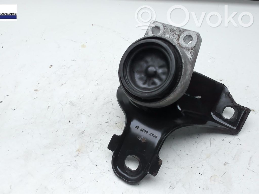 Engine mounting bracket   1061077,98AB6037DF