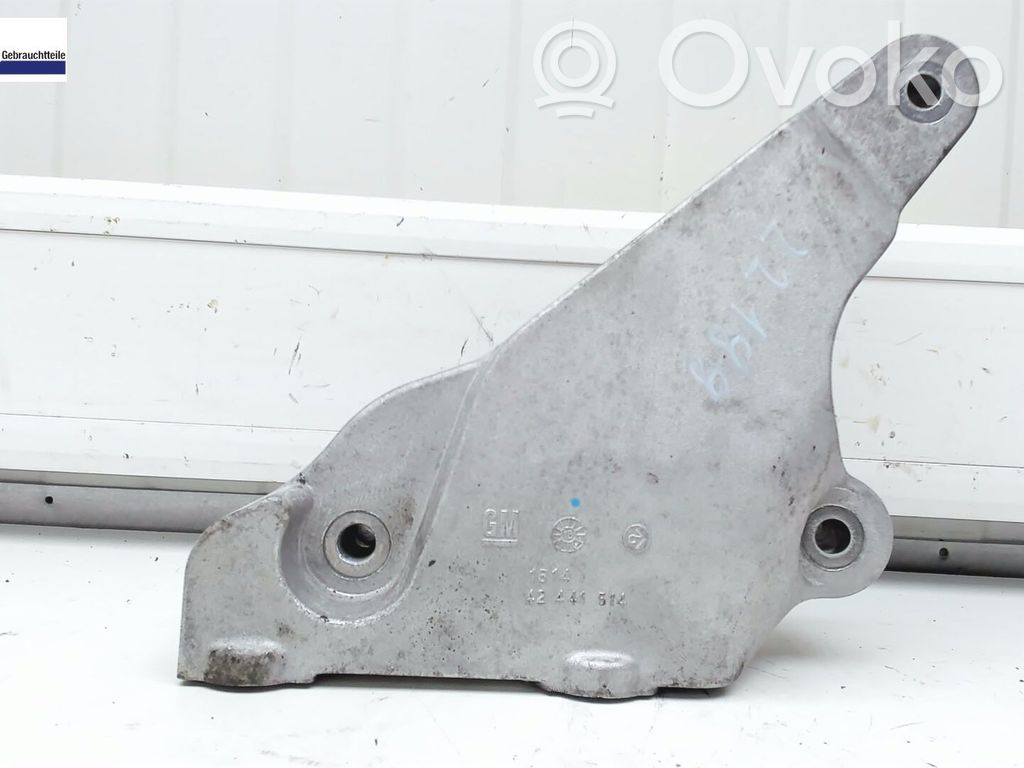 Opel Karl Engine mounting bracket 