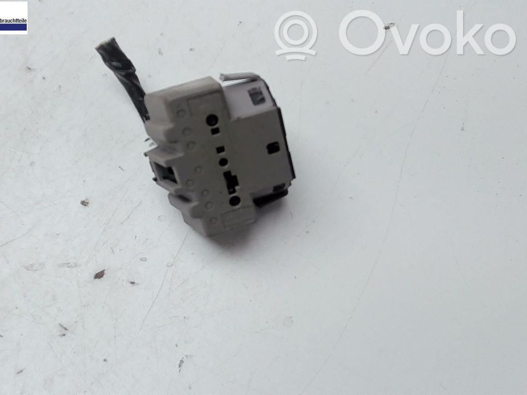 Ford Mondeo Mk III Ignition lock contact 