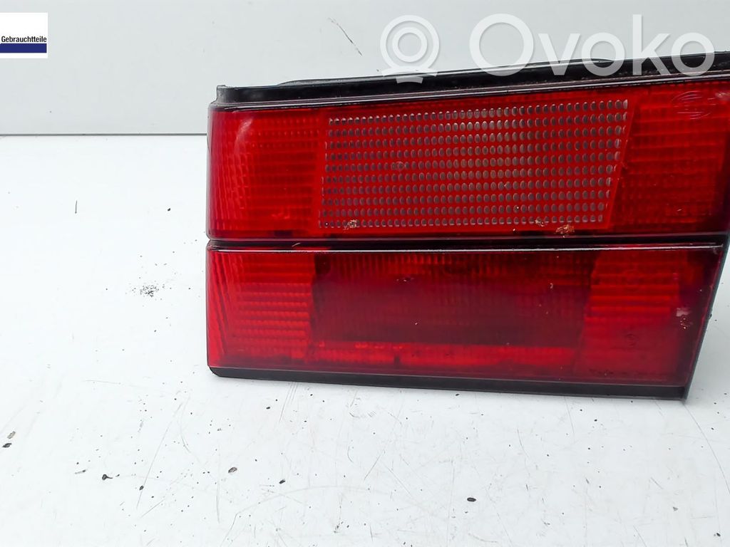 Tailgate rear/tail lights