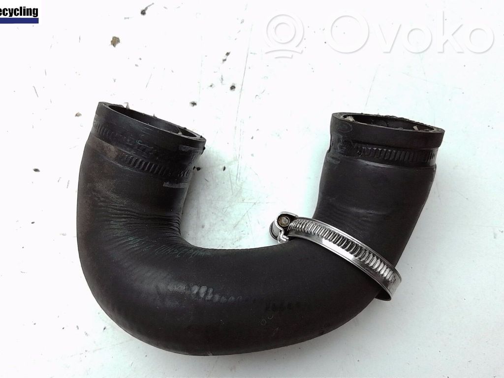 BMW 5 E60 E61 Engine coolant pipe/hose 