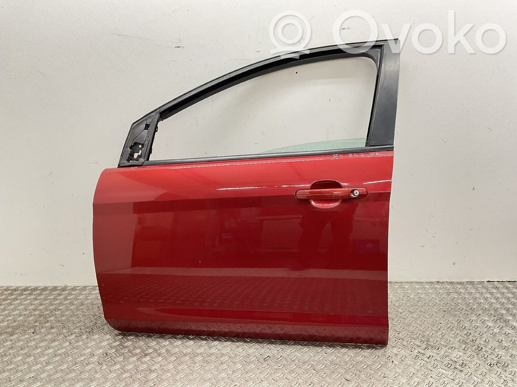 Ford Focus Дверь 