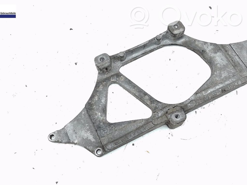 Volkswagen Crafter Engine mounting bracket 