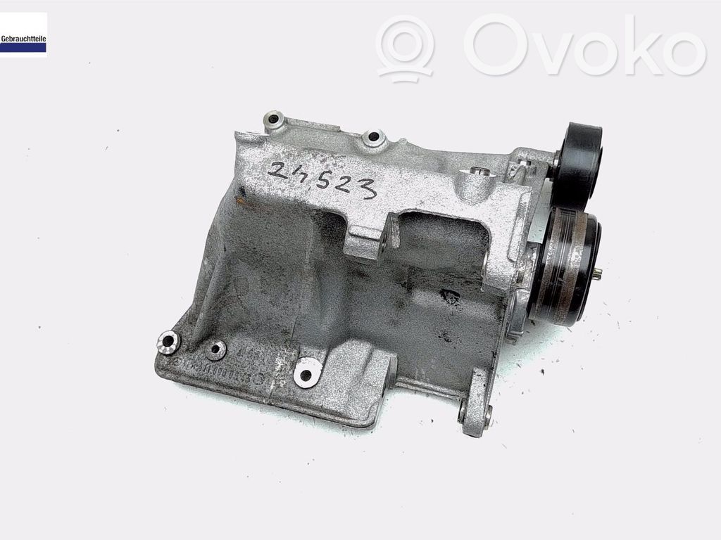 Mercedes-Benz C W203 Alternator 