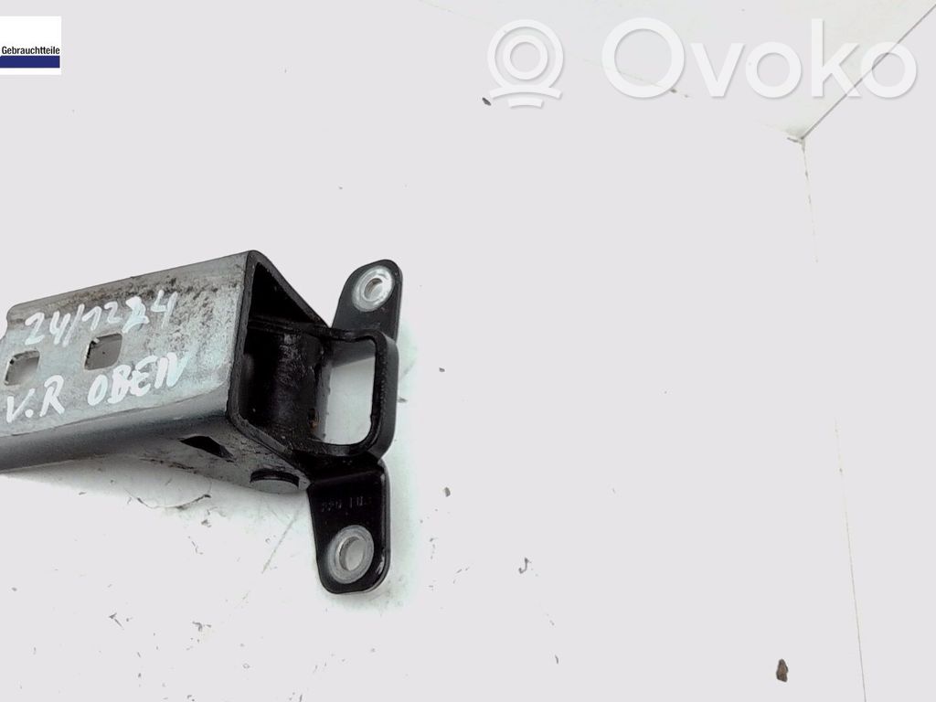 Opel Meriva B Zawias górny drzwi przednich 