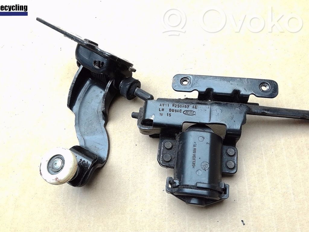 Ford B-MAX Sliding door upper roller guide/hinge 
