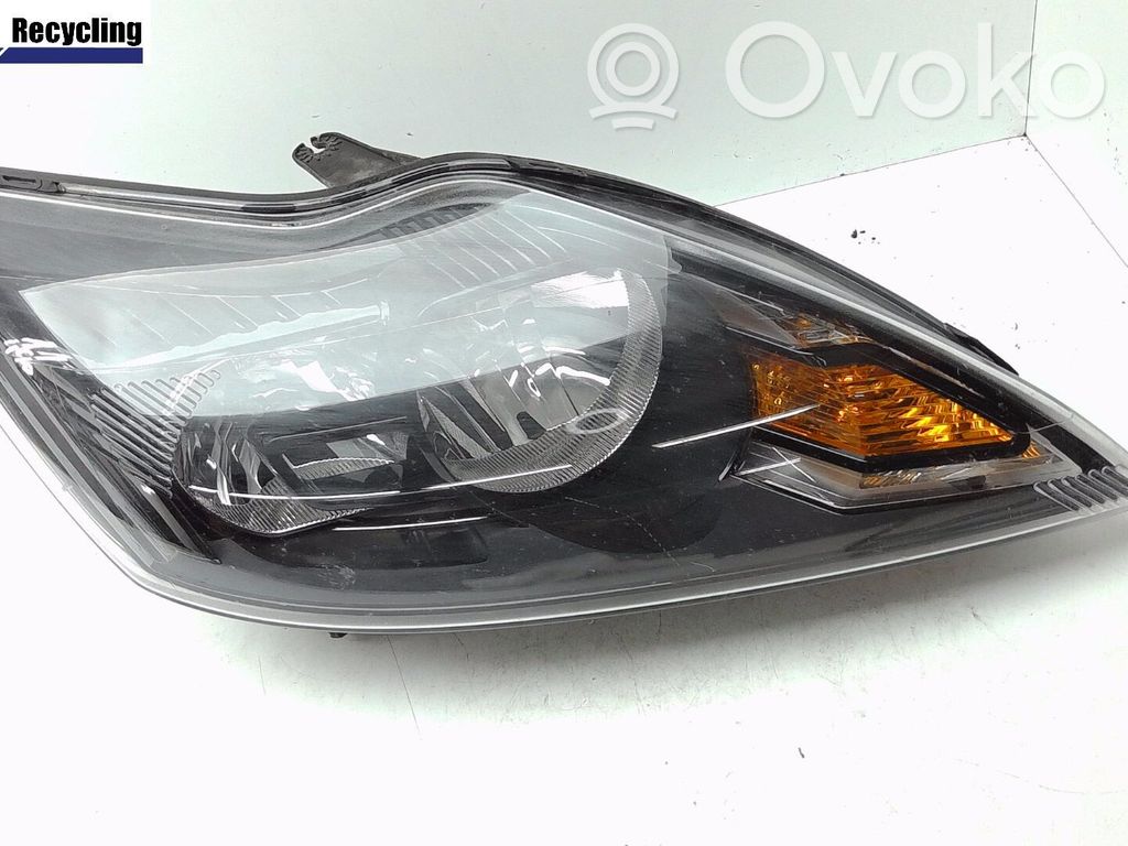 Headlight/headlamp   1754444,1521196