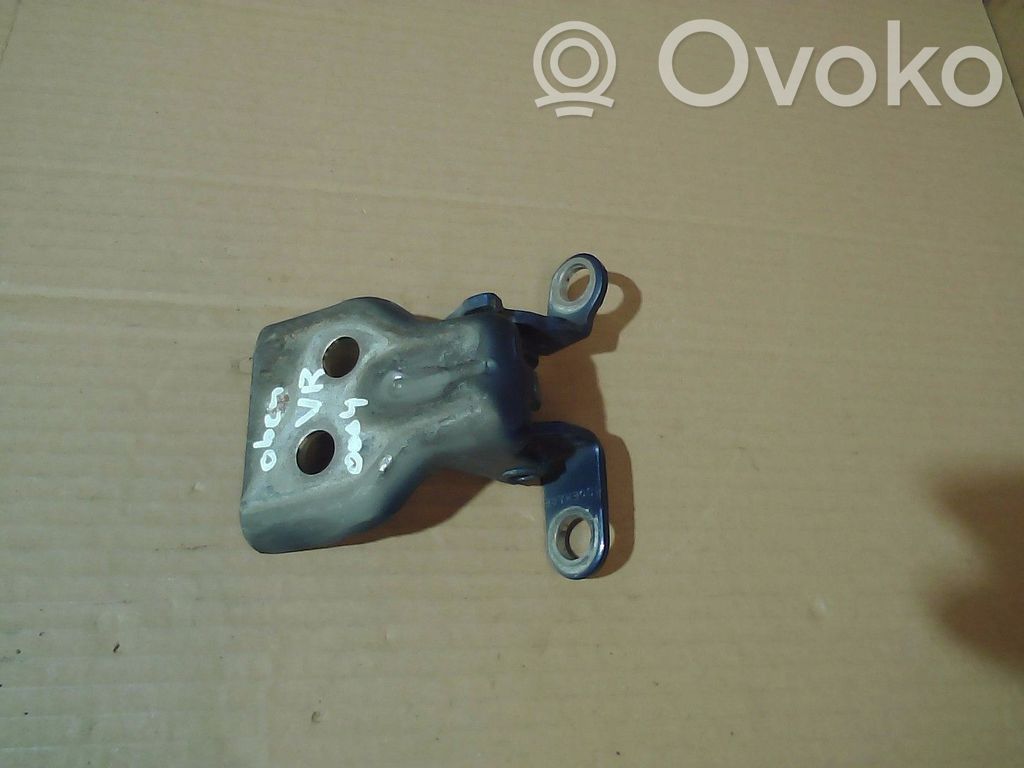 Ford Fusion Front door upper hinge 