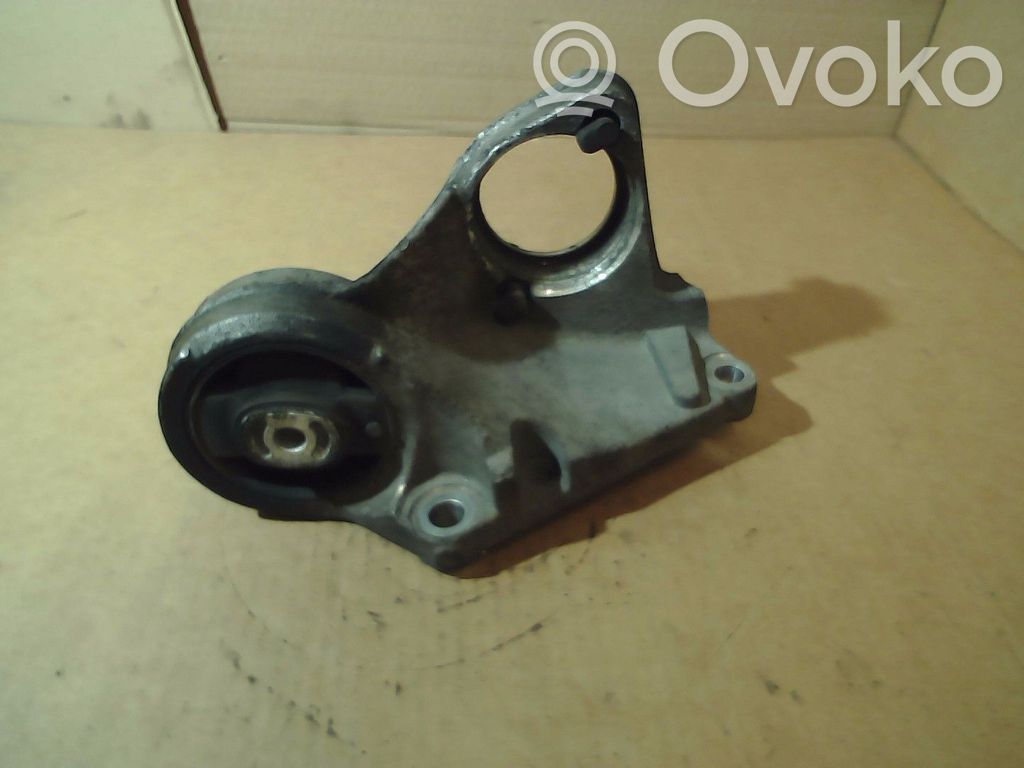 Engine mounting bracket   182119