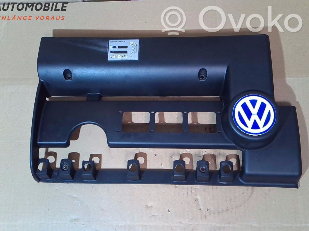 Volkswagen Golf IV Motorabdeckung 