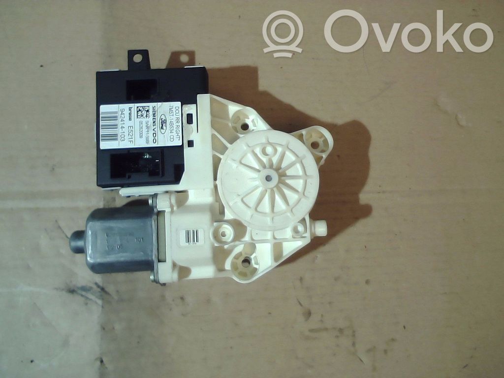 Ford Focus Asa reguladora de la puerta trasera 