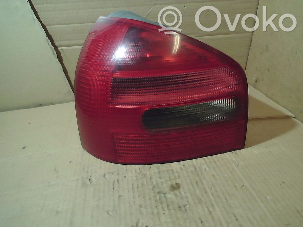 Takavalot   8L0945095A,8L0945111
