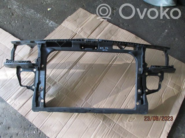 Radiatorių panelė   8L0805594A