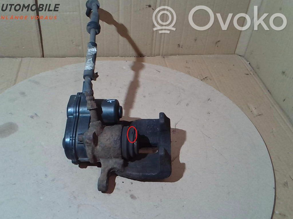 Audi A4 S4 B8 8K Tylny zacisk hamulcowy 
