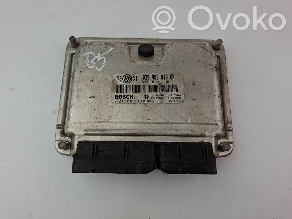 Volkswagen PASSAT B5.5 Engine control unit/module 