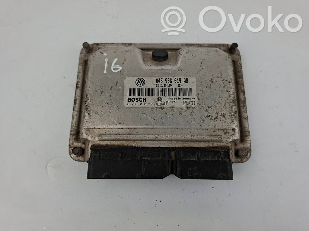 Volkswagen Polo Engine control unit/module 