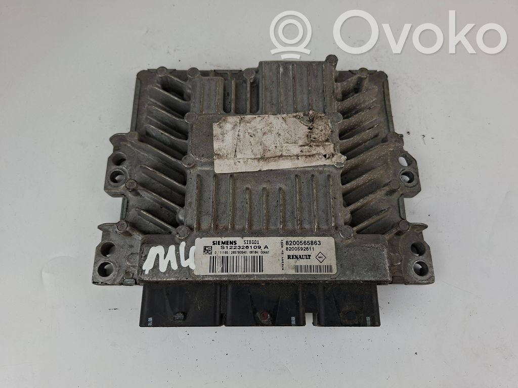 Renault Clio III Engine control unit/module 