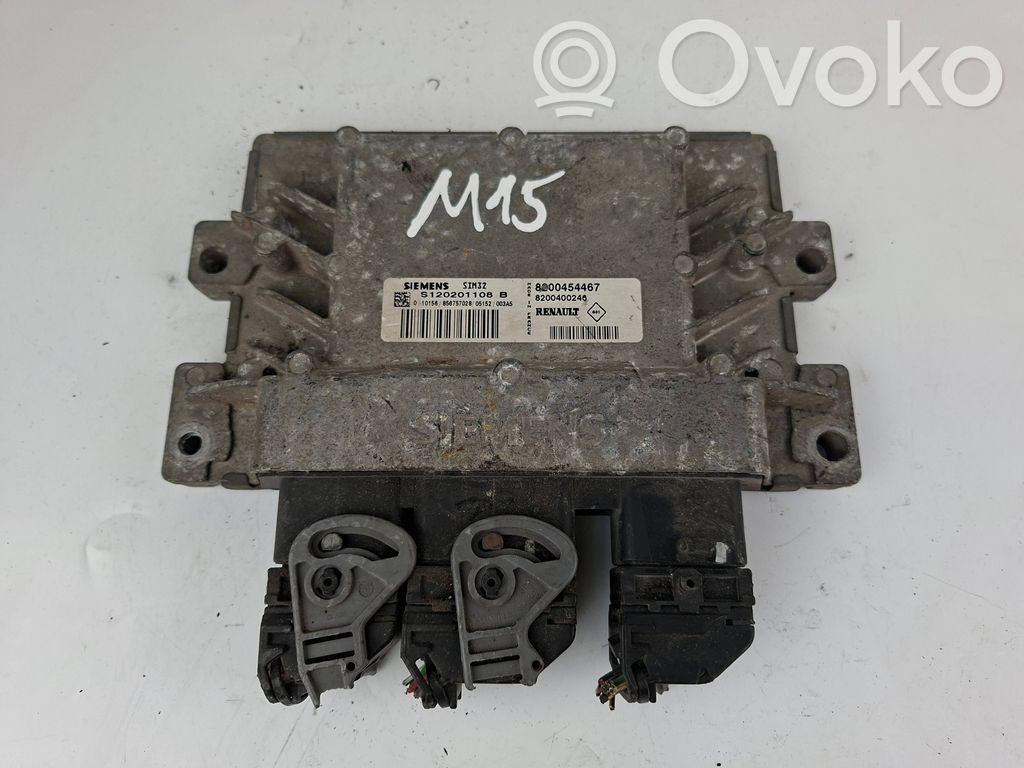 Renault Clio III Engine control unit/module 