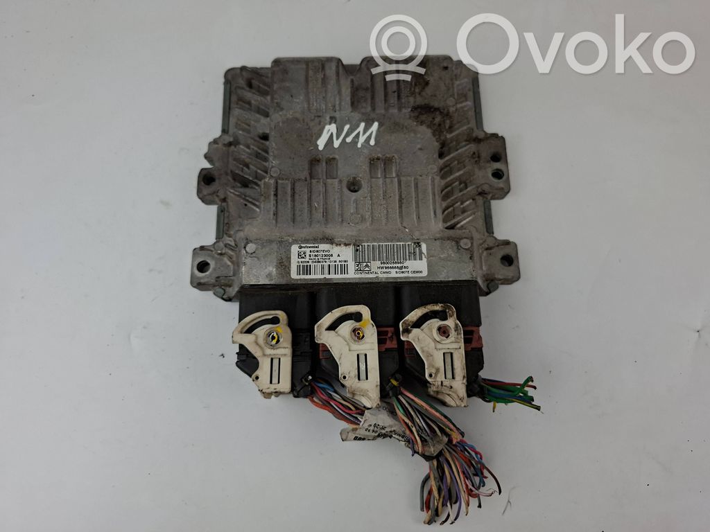 Peugeot 308 Engine control unit/module 