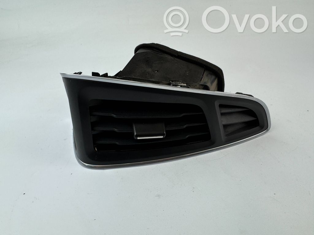 Ford Focus Moldura protectora de la rejilla de ventilación lateral del panel 