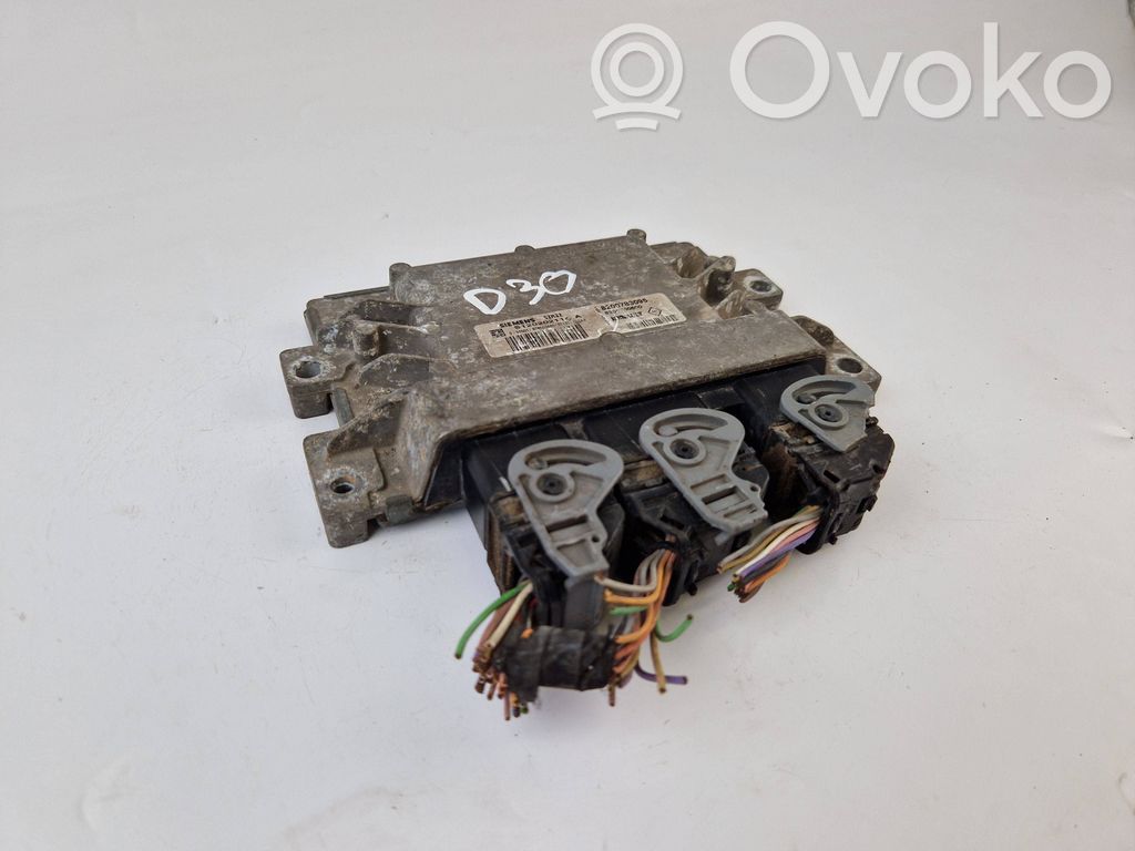 Renault Clio III Engine control unit/module 
