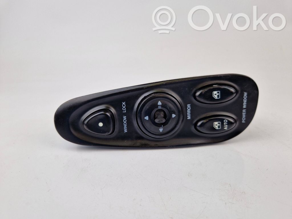 Hyundai Coupe Electric window control switch 