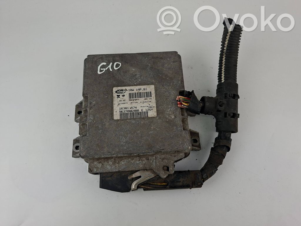 Peugeot 206 Engine control unit/module 