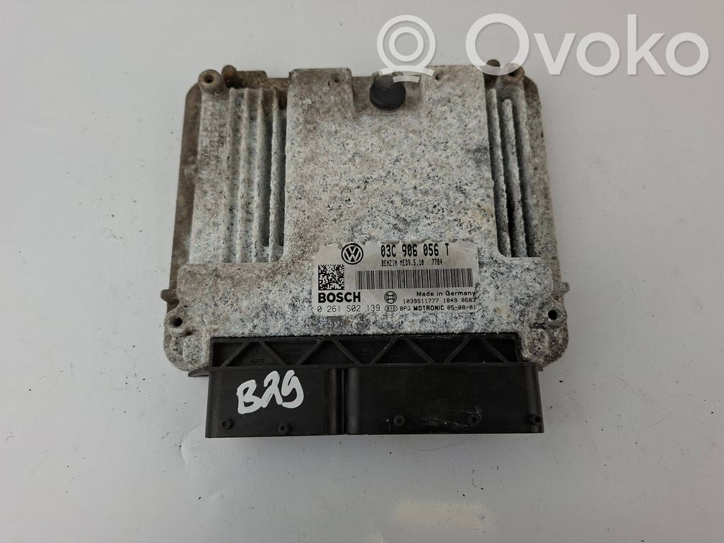 Volkswagen Golf V Engine control unit/module 