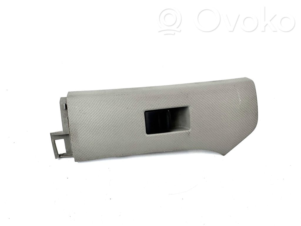 Toyota Yaris Electric window control switch 