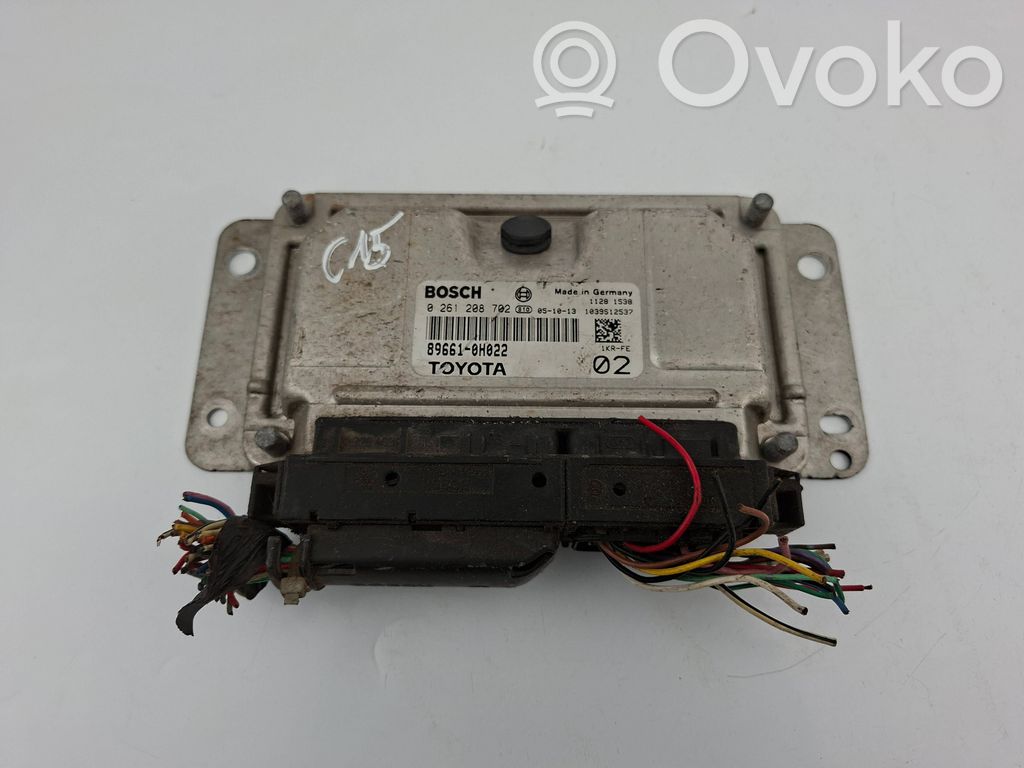 Peugeot 107 Engine control unit/module 