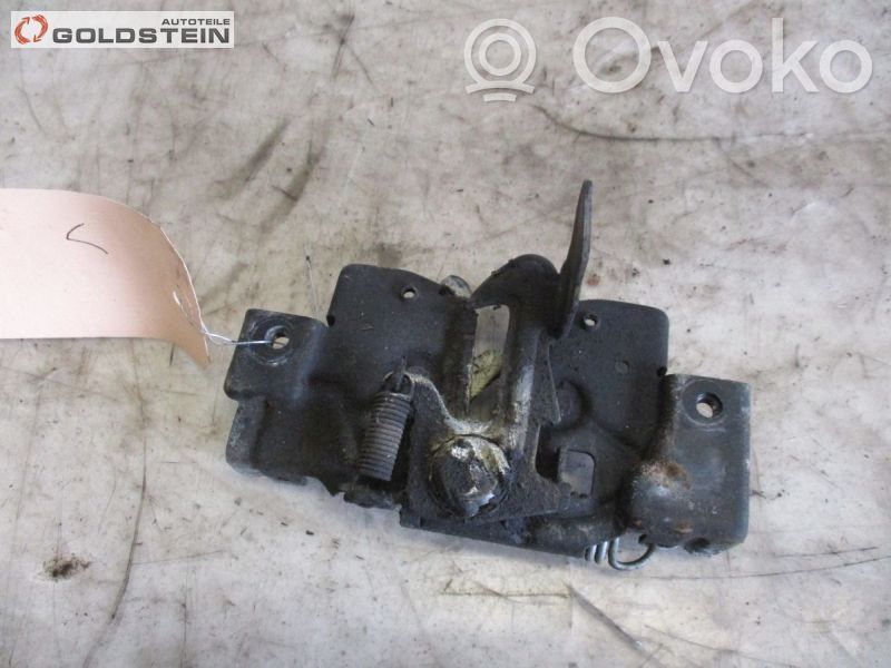 Engine bonnet/hood lock/catch