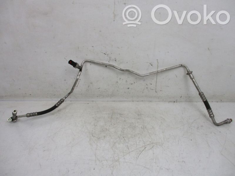 Ilmastointilaitteen putki (A/C)   3M5H19A704AH,3M5H19A704AH