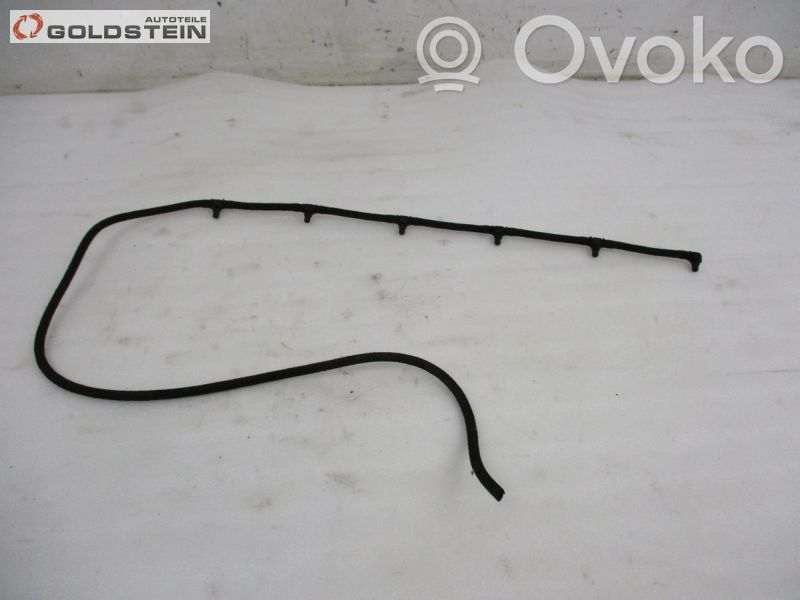 BMW 3 E90 E91 Degvielas caurulīte (-es) 