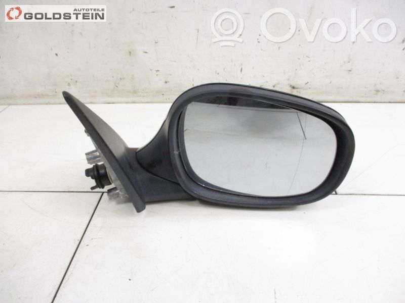 Front door electric wing mirror
