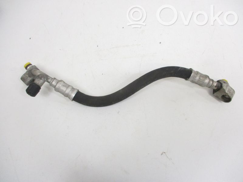 Ilmastointilaitteen putki (A/C)   3400414,3400414