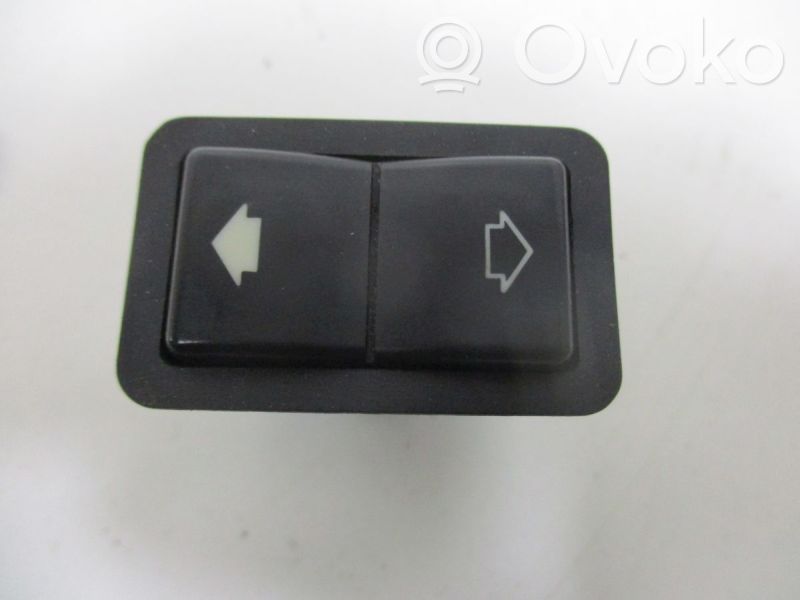 Electric window control switch   8368932,8368932