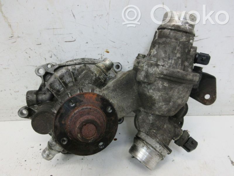 BMW 7 E65 E66 Ūdens sūknis 