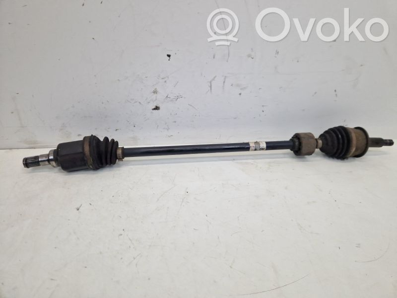 Etuvetoakseli   4410151K00,4410151K00