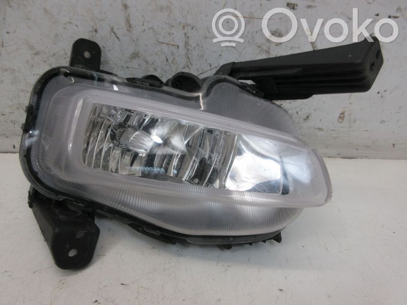 Miglas lukturis priekšā   92201J70,92201J70