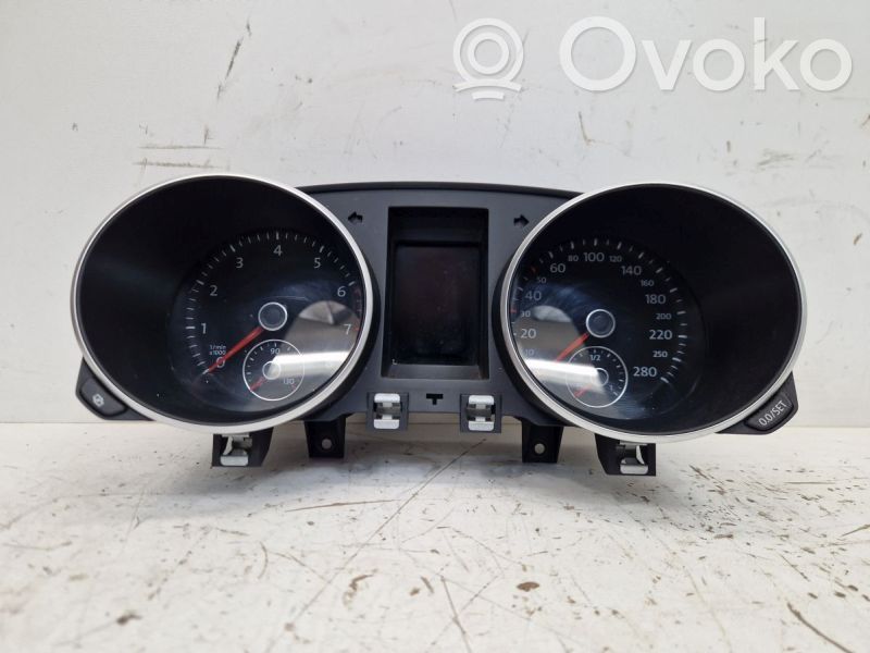 Geschwindigkeitsmesser Cockpit   5K6920870B,5K6920870B