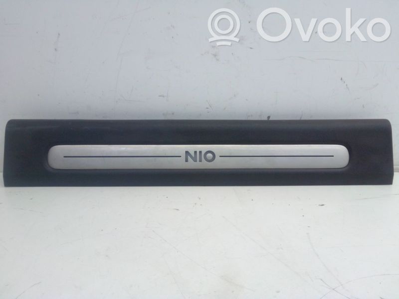 NIO ET7 Kynnyksen/sivuhelman lista 