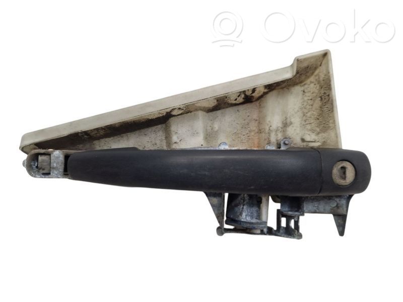 Takaoven ulkokahva
