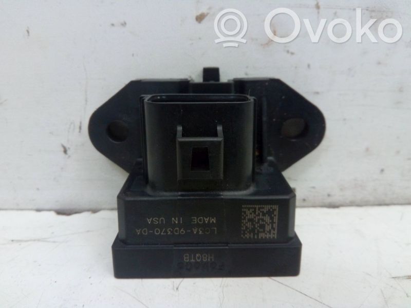 Sonstige Steuergeräte / Module   LC3A9D370DA,LC3A9D370DA