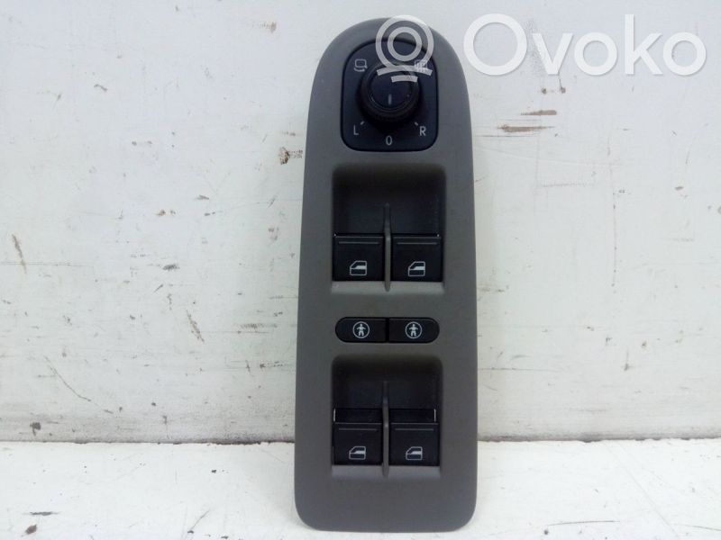 Comutator comandă geamuri electrice   7N0868247,7N0868247