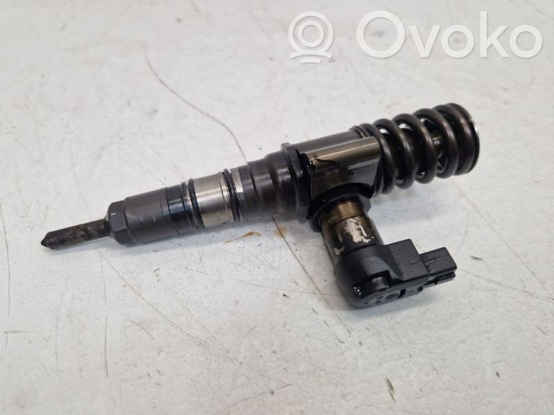 Injector combustibil   03G130073T,03G130073T