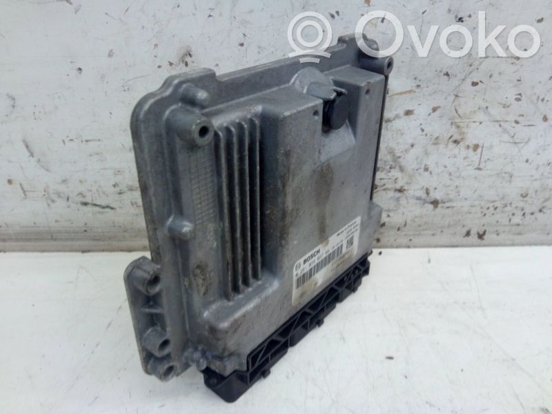 Renault Trafic III (X82) Sterownik / Moduł ECU