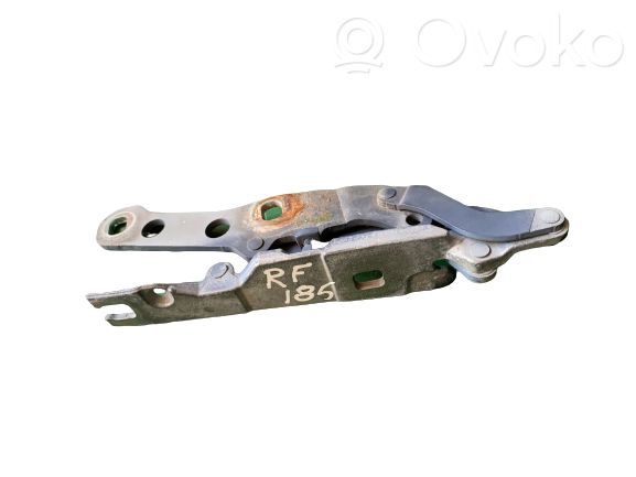 Engine bonnet/hood hinges   8200124
