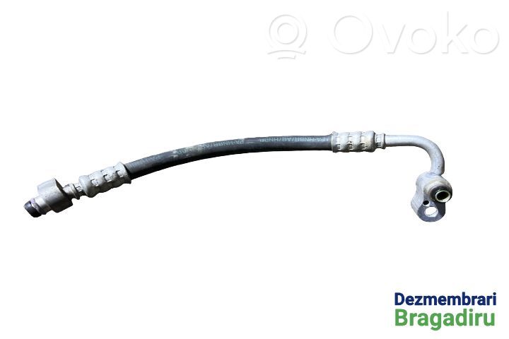 BMW 5 E39 Ilmastointilaitteen putki (A/C) 