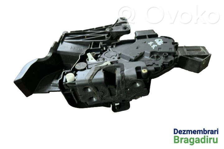 Ford Focus Aizmugurē slēdzene 