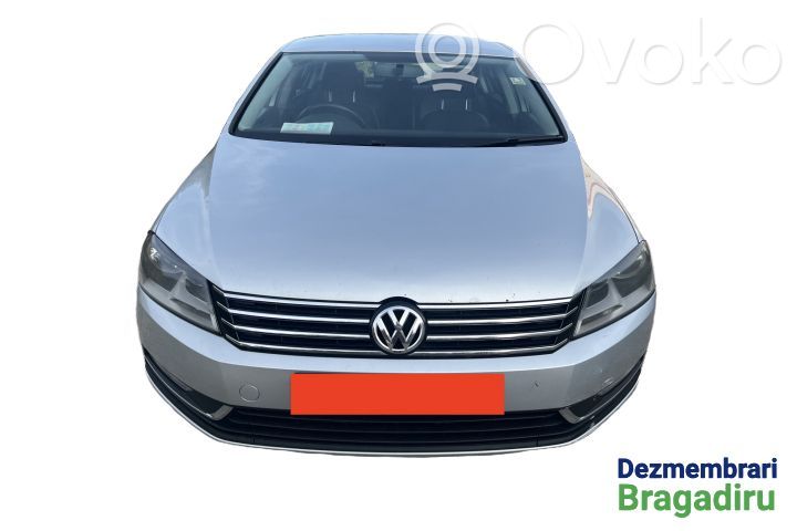 Volkswagen PASSAT B7 ABS-pumpun kiinnike 